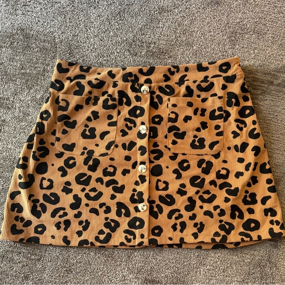 SHEIN MINI CORD LEOPARD CHEETAH SKIRT NWOT 1X ANIMAL PRINT CURVE ELASTIC WAIST - Picture 1 of 4